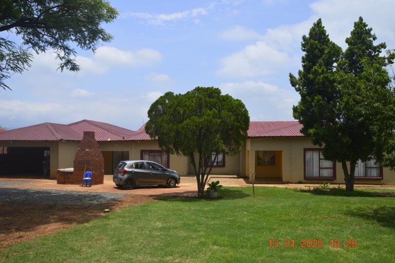 Farm for sale in Rustenburg Rural - P24-115413286