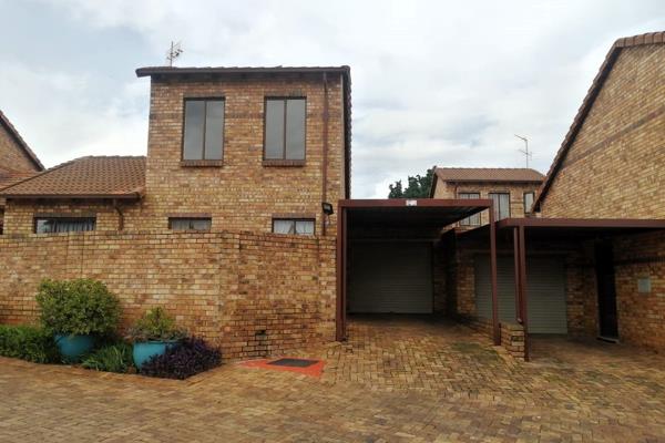 This 2 bedroom +  loft space duplex situated in the heart of Hennopspark, Centurion, offering everything you need for comfortable ...