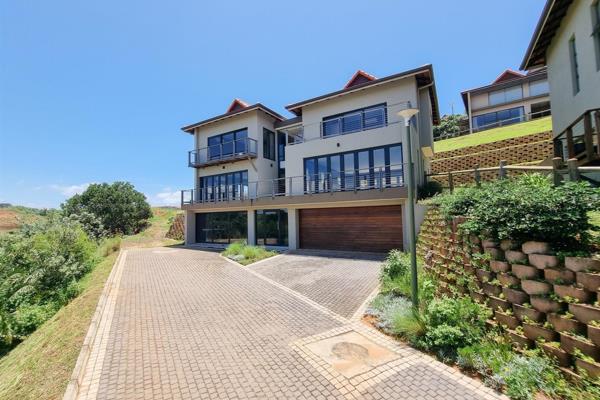 This newly built, ultra-modern standalone townhouse in the prestigious Zimbali Hills sectional scheme offers luxurious living with easy ...