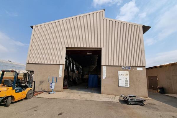 Industrial property in VANDERBIJLPARK NW7
Excellent Industrial property of 9,959m2 located 6.5km from N1 highway. Buildings are well ...