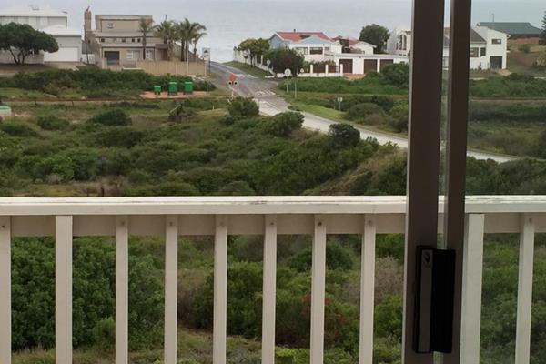 Available 15 January - 30 November 2025

Sea-view

400m from Main beach

Pet Friendly

4 Bedrooms

3 Bathrooms

Kitchen ...