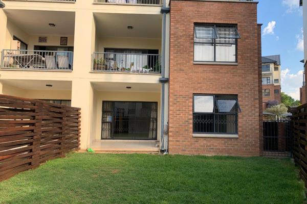 Discover this lovely ground floor 3 Bedroom Apartment located in a secure, high-end complex that offers a lifestyle full of convenience ...