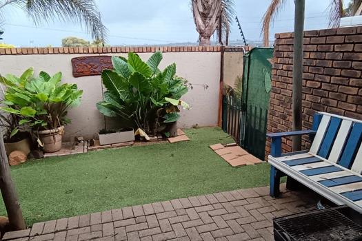 2 Bedroom Townhouse to rent in Hennopspark