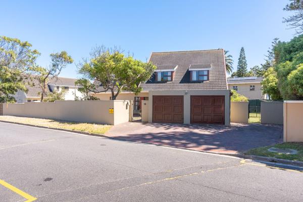 Spacious Double-Storey Home for Rent in Milnerton Central

Discover this exclusive  rental property in the heart of Milnerton Central ...