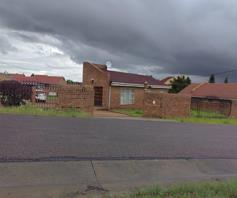 House for sale in Mabopane  Unit D