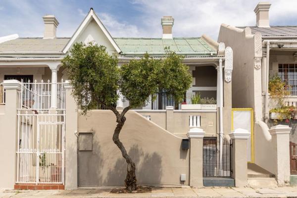 RARE 3 BEDROOM, WITH GARDEN, Victorian dame being renovated in Upper Woodstock ...