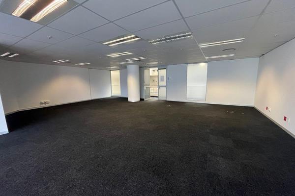 Fantastic 154m2 unit to let in Sandton! 

This fantastic unit situated at Fredman ...