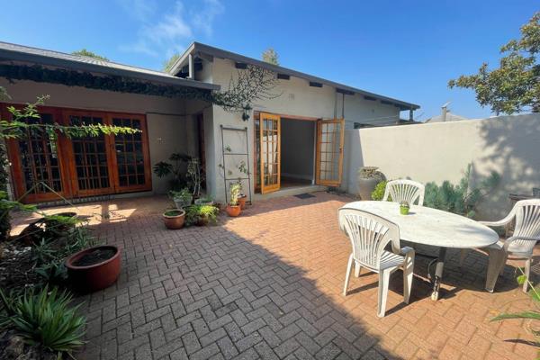 Rent a beautiful character Melville two-bedroom home plus a very spacious one-bedroom cottage for only R16 900.00 a month. Cottage can ...