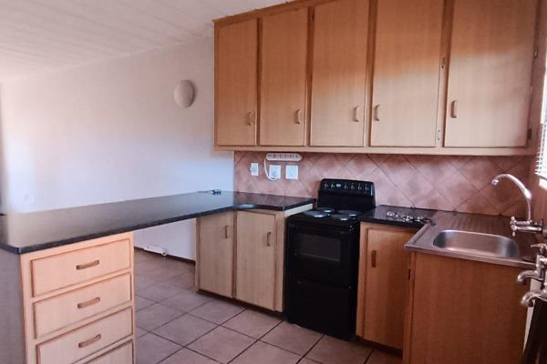 This apartment features:
•	2 bedrooms with built -in cupboards
•	Open plan living room.
•	The kitchen is equipped with a breakfast ...