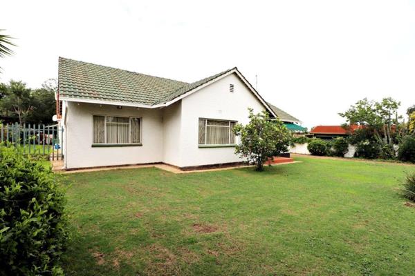 A charming 3-bedroom house with a loft is available for sale in Kempton Park. The main residence features three spacious bedrooms, each ...