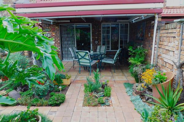 This well looked after townhouse is a must see for the serious buyer who likes charm and space.
The garden is laid-out to the owner’s ...