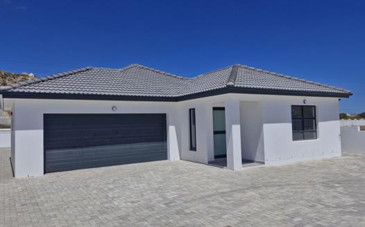 3 Bedroom House for sale in Sandy Point Beach Estate