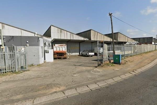 Warehousing To Let in the heart of Braelyn, East London 