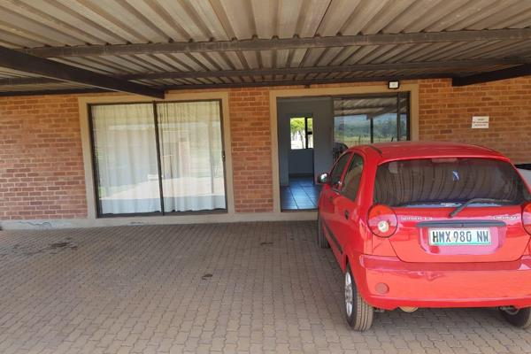 1 Bedroom flatlet to rent in Zandfontein 
There is prepaid electricity with a carport 
Gas Geyser and electric fencing 
Communal ...