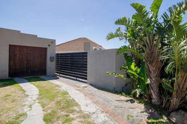 Exclusive to RAWSON RENTAL SOMERSET WEST
This well-maintained, pet-friendly unit offers a manageable yard and is conveniently located ...