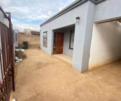 House for sale in Orange Farm