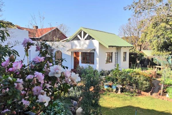 Fully Furnished Bachelor Garden Cottage for Rent in a Tranquil Retreat.
Discover the perfect blend of comfort and tranquility in this ...