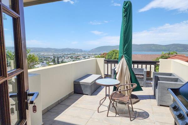 This unit in a secure complex is up on the hill, overlooking town and lagoon towards the Heads.
The first unit as you enter the ...