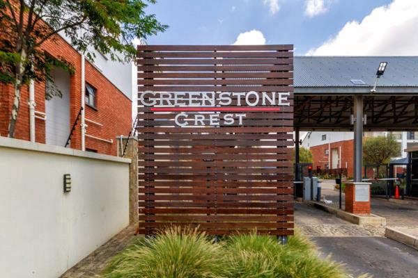 Greenstone Crest

Stunning 3 Bed, 2 Bath Garden Apartment for Rent

Experience the ...