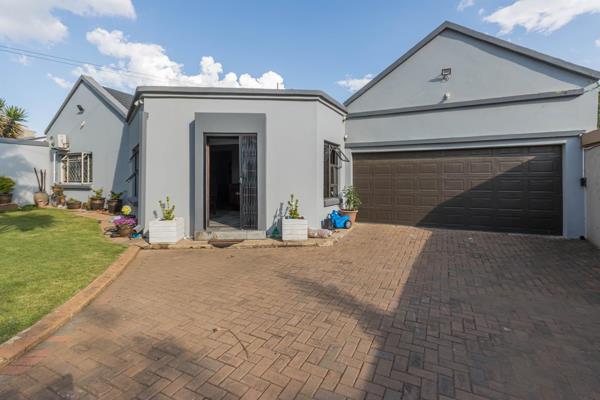 Step into your dream home, perfectly located in the heart of Risiville, Midvaal! This property offers the ideal combination of space ...