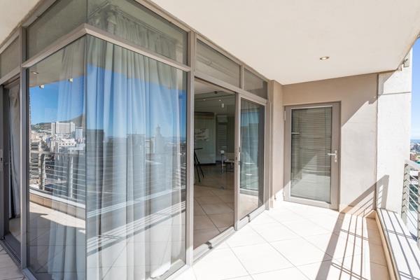 Corner, AirBnB friendly unit with exceptional views!

This unit is the best in the block! 

Unique in that it has wrap around views to ...