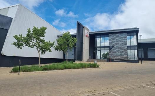 Industrial Property to rent in Louwlardia