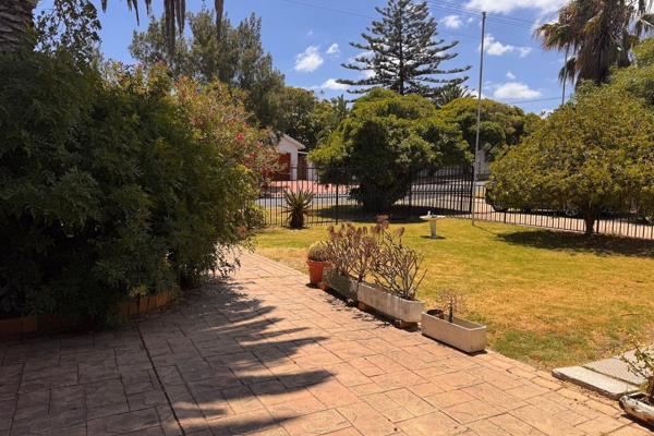 Deceased Estate...

Presented under Dual Mandate.

Discover the potential in this spacious, older home situated on a generous erf ...