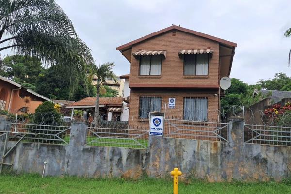 This home is big enough to have 2 families living in it and 2 granny flats for rental income. It can also be used as student ...