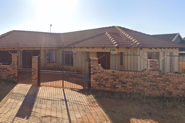 This sale is Subject to Confirmation by the parties involved

87 Olivien Road, Ennerdale ...