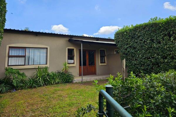 Sick of complex living? This charming Garden Cottage in Sun Valley is available from 1st ...