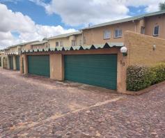 Townhouse for sale in Aston Manor