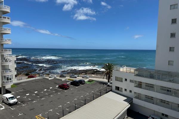 LONG TERM RENTALS ONLY 
Located on the Sea Point Beach Front, this sea facing apartment ...