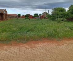 Vacant Land / Plot for sale in Pudimoe