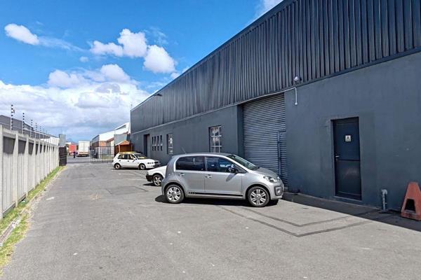 Well-positioned 500m2 warehouse to lease in Epping Industrial, featuring a spacious ...