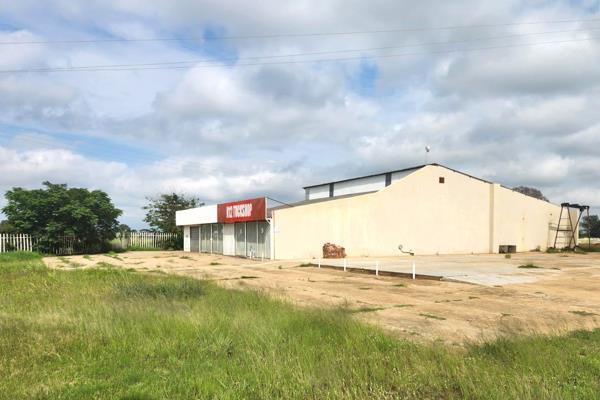 Now available next to the N12, this property offers excellent visibility in a prime location—ideal for starting or expanding your ...