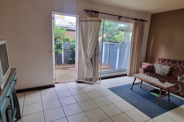 We&#39;re offering a spacious duplex in Walmer 6th avenue.  Perfect for those seeking a ...