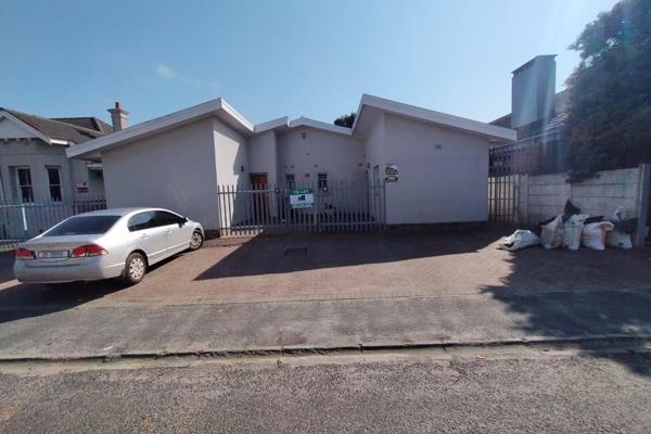 Centrally located office available in Boston, Bellville. The property is equipped with ...