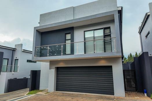 4 Bedroom Townhouse to rent in Bryanston