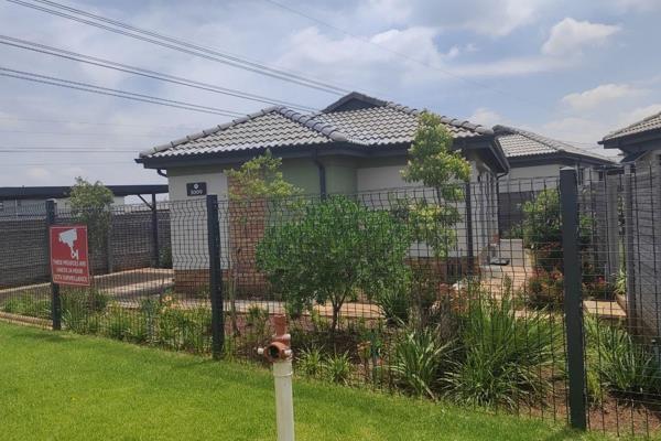 Modern 3-Bedroom, 2-Bathroom Home for Sale in Leopards Rest Security Estate

Discover ...