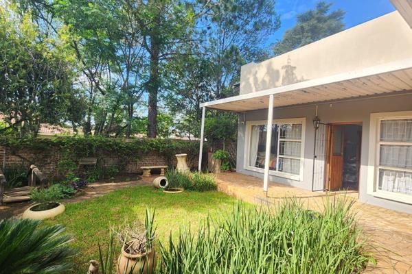 Charming Garden Cottage in Eastleigh Ridge

This delightful garden cottage, nestled within the secure confines of Eastleigh Ridge ...