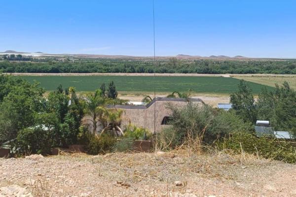 This vacant property presents an extraordinary opportunity with breathtaking views over expansive farmlands, making it the ideal ...