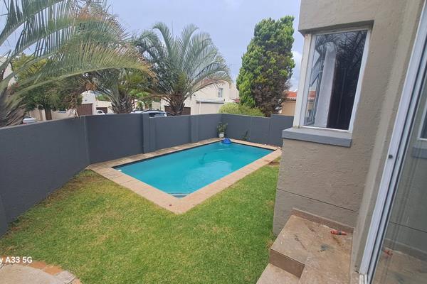 3 Bedroom Cluster to let

This lovely double storey cluster will be available on 1 March 2025. If you need occupation before that, it ...