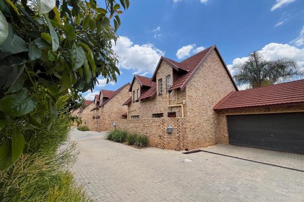 Lock-Up-and-Go 4-Bedroom Townhouse in Secure Willowbrook Estate
Welcome to this charming and spacious 4-bedroom townhouse, perfectly ...