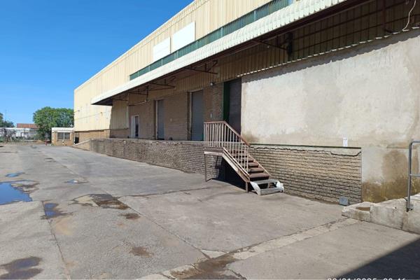 Introducing a premier commercial property opportunity in the bustling hub of Uraniaville, North West, South Africa. This expansive ...