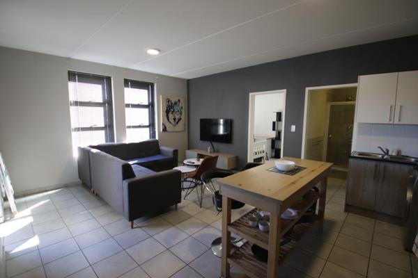 Everything you need, a home away from home. Sunny, furnished apartment ideal for ...