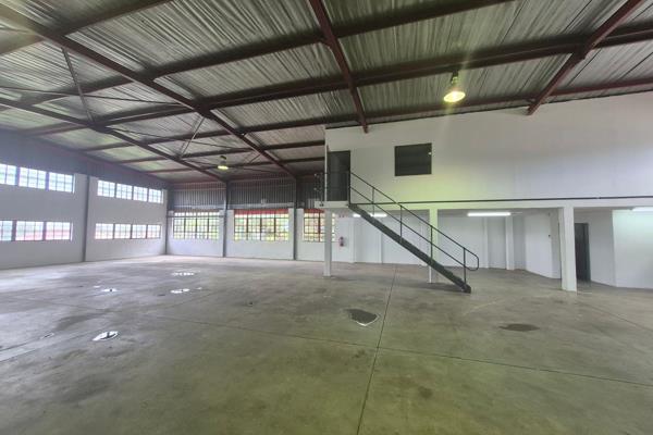 This 425sqm warehouse is a well-presented space offering roller door access for easy loading and unloading. The warehouse boasts good ...