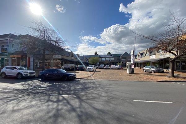 Twin Oaks in Somerset West offers prime retail and commercial premises to let, perfectly positioned just off the vibrant Main Road. ...