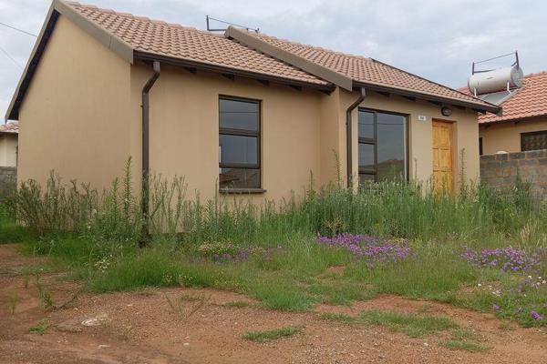 House for sale in savanna city...

House in good conditions with 2 Bedrooms, Bathroom ...