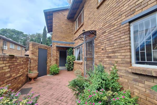 Charming 2-Bedroom Townhouse with Private Garden

Nestled in a serene and quiet complex, this delightful 2-bedroom townhouse offers the ...