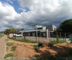 Commercial Property for sale in Rooihuiskraal